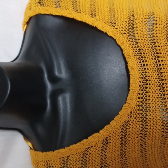 Mac + Jac Harvest Gold mesh knit shirt - Picture 2 of 6